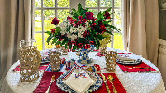 How to Set a Stunning Fourth of July Tablescape