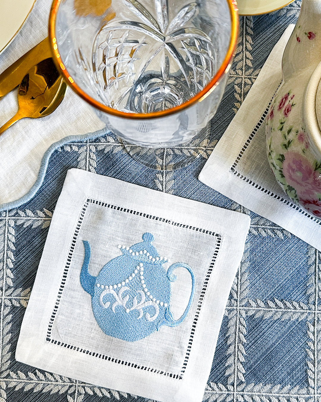 Bridgerton Inspired Teapot Cocktail Napkins (4)